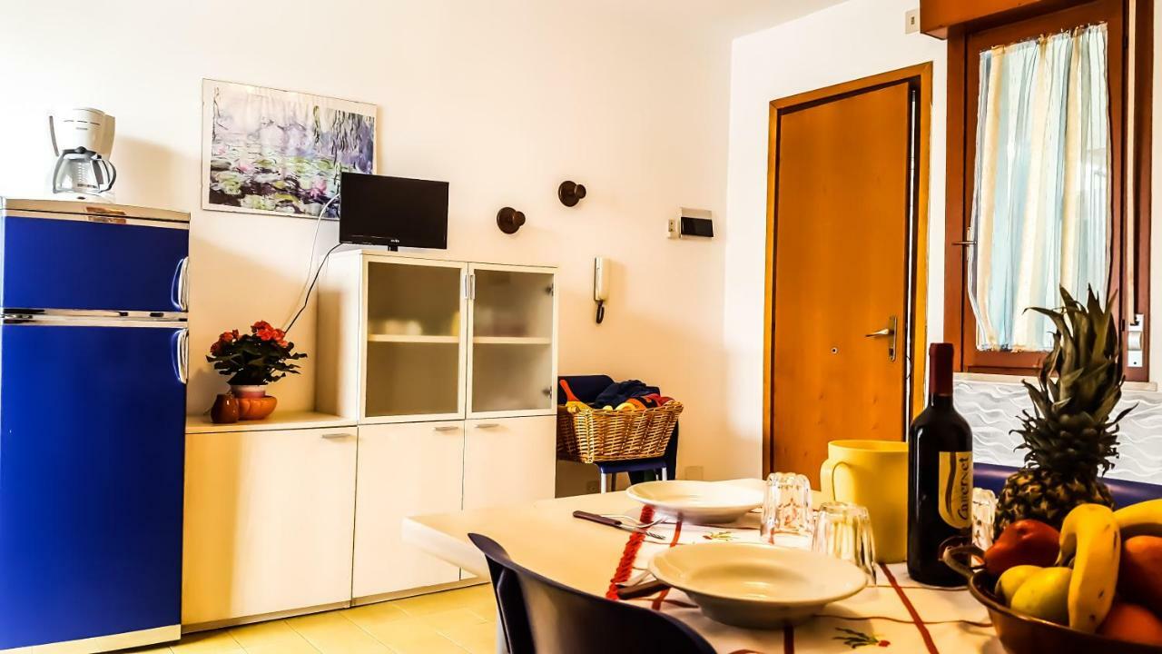 Condominio Simma Бібіоне Екстер'єр фото